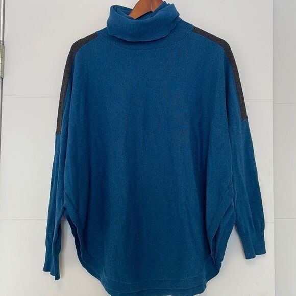 𝅺Lole Poncho Like Turtle Neck - Picture 1 of 8